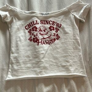 Women’s off the shoulder top in great condition